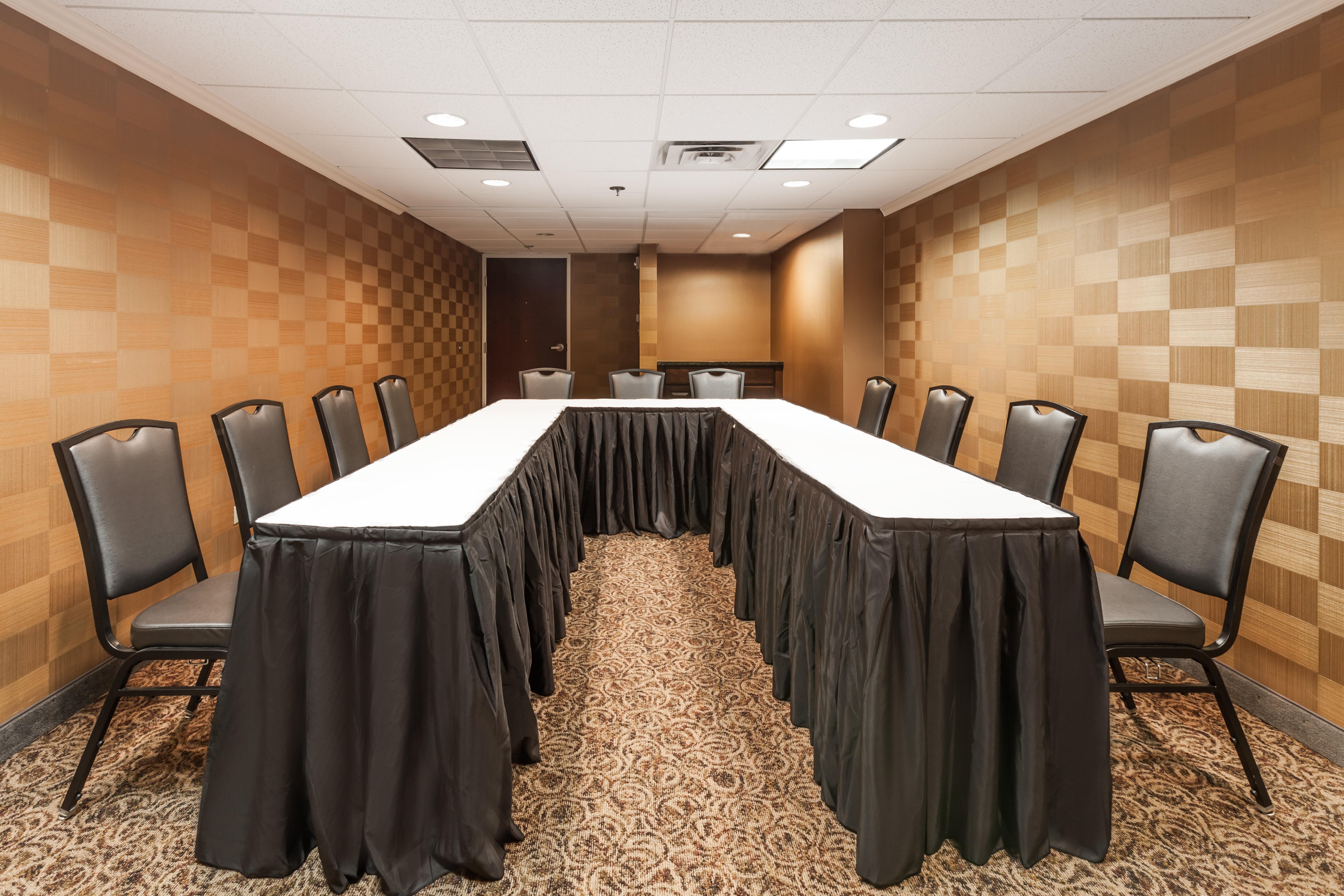 Holiday Inn Hotel & Suites Oklahoma City North By Ihg Esterno foto