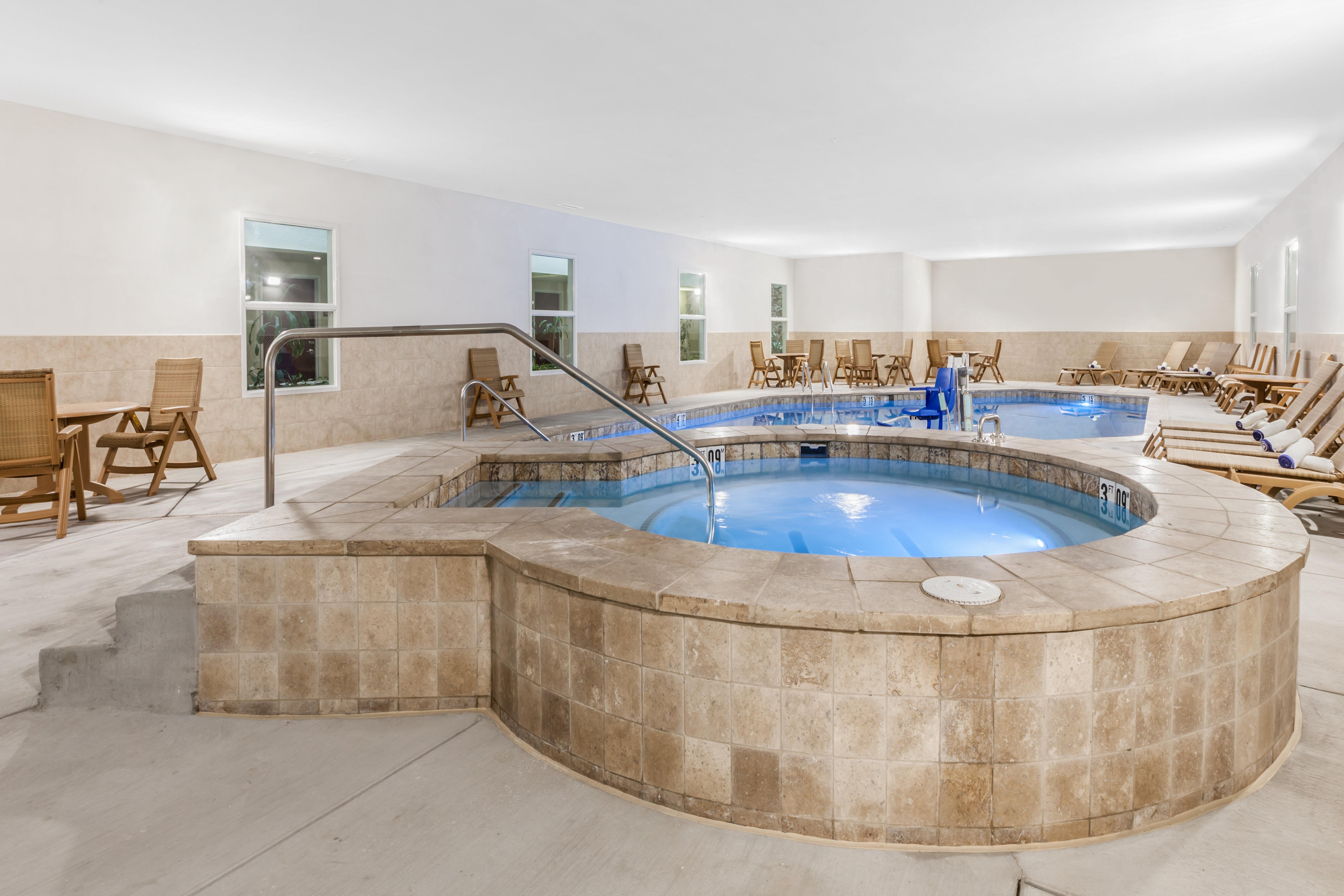 Holiday Inn Hotel & Suites Oklahoma City North By Ihg Esterno foto
