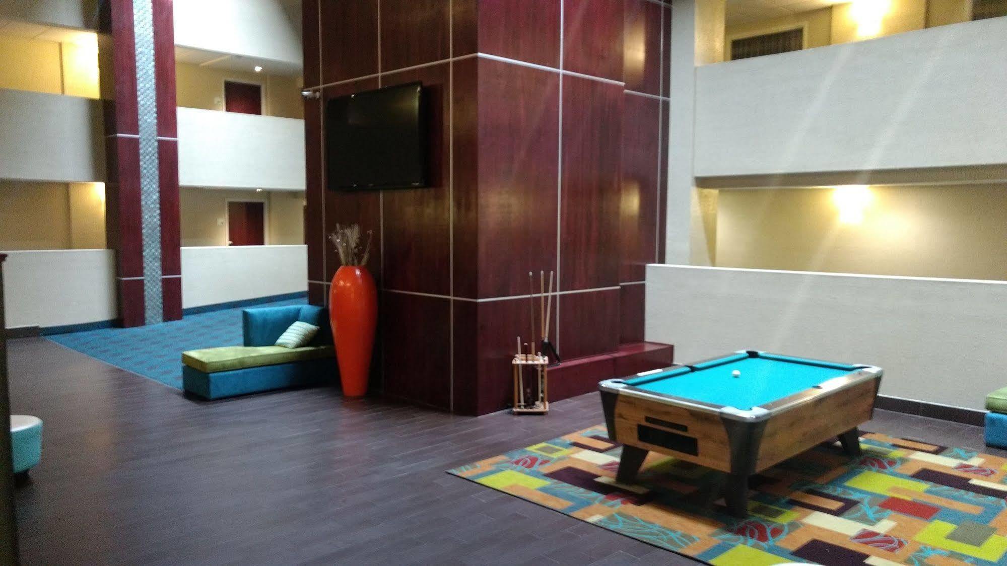 Holiday Inn Hotel & Suites Oklahoma City North By Ihg Esterno foto